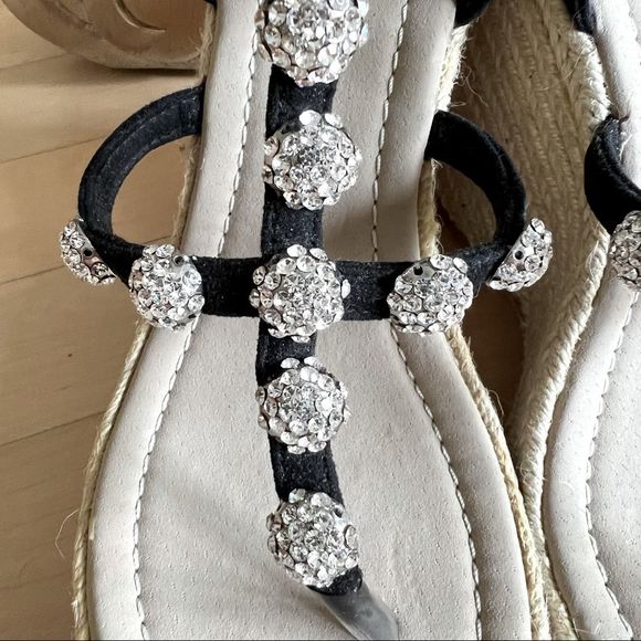 NEW Skemo Black Suede Jute Wedge Sandals With Crystal Embellishments - Picture 4 of 12